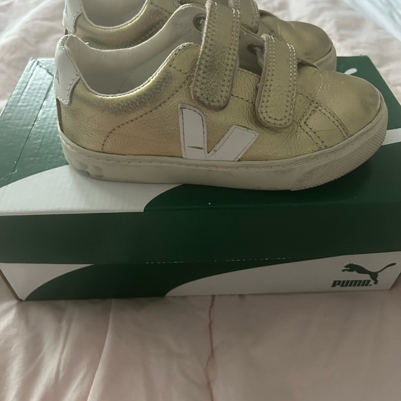 Veja - Picture 3 of 5